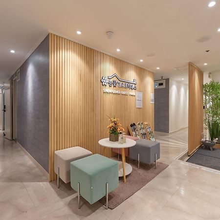Snowflower Guesthouse Сеул Экстерьер фото