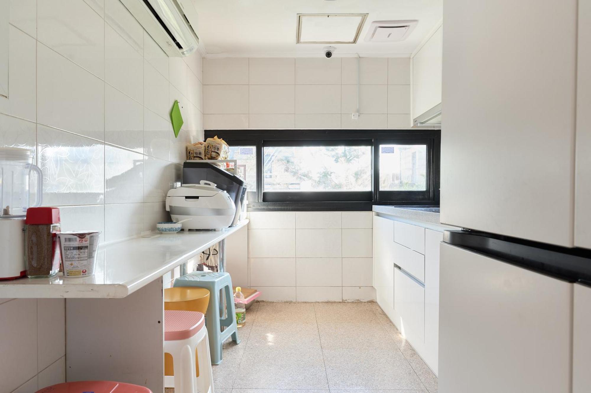 Snowflower Guesthouse Сеул Экстерьер фото