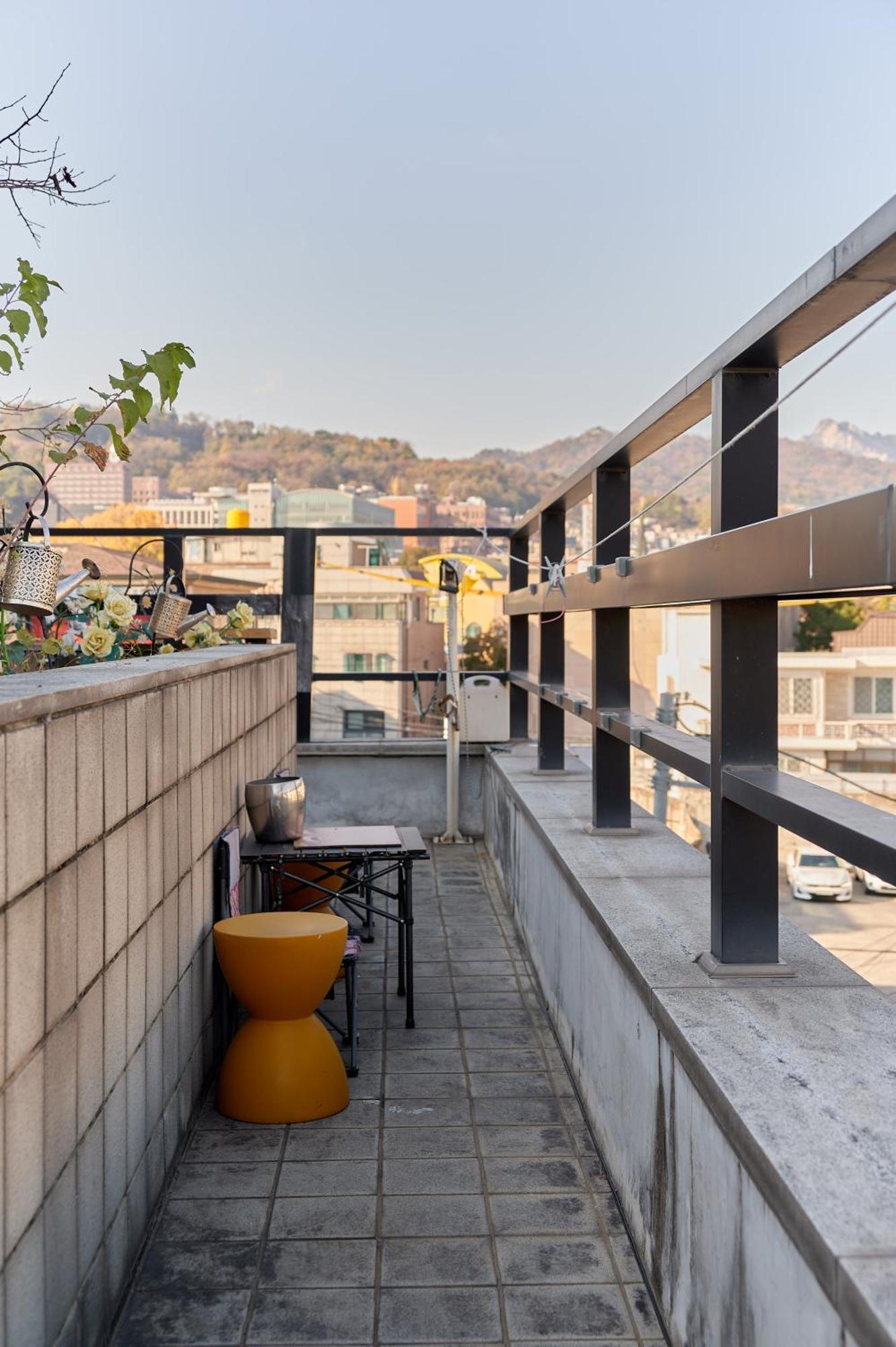 Snowflower Guesthouse Сеул Экстерьер фото