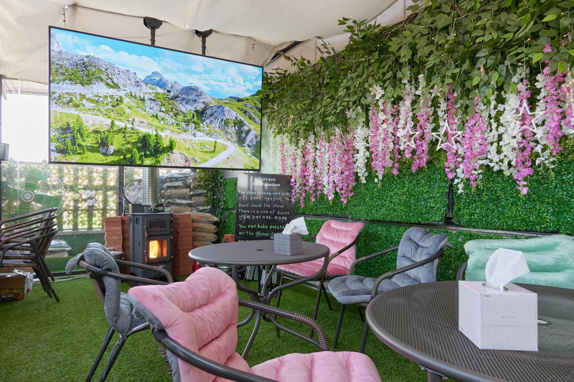 Snowflower Guesthouse Сеул Экстерьер фото
